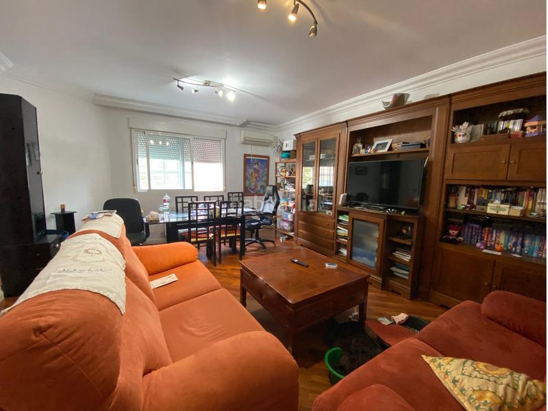 Foto 82f5835d-d2e0-4f89-87d6-0548b43b5375. Casa pareada ubicada a dos minutos del ferial en La Cañada - Aldea Moret Cáceres