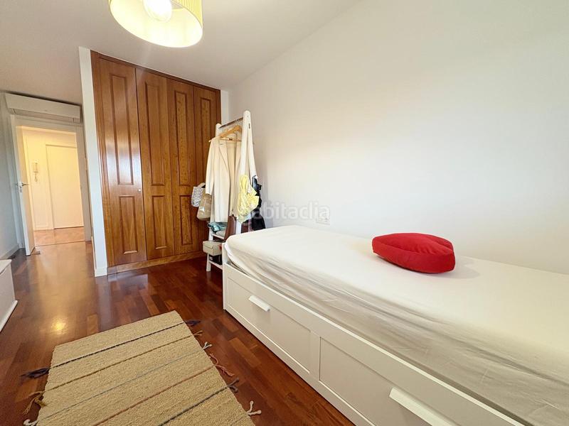 Foto 19ef0c79-4d59-403f-8df9-e34f7b4617f7. Pis amb calefacció aparcament piscina a Castellarnau Sabadell