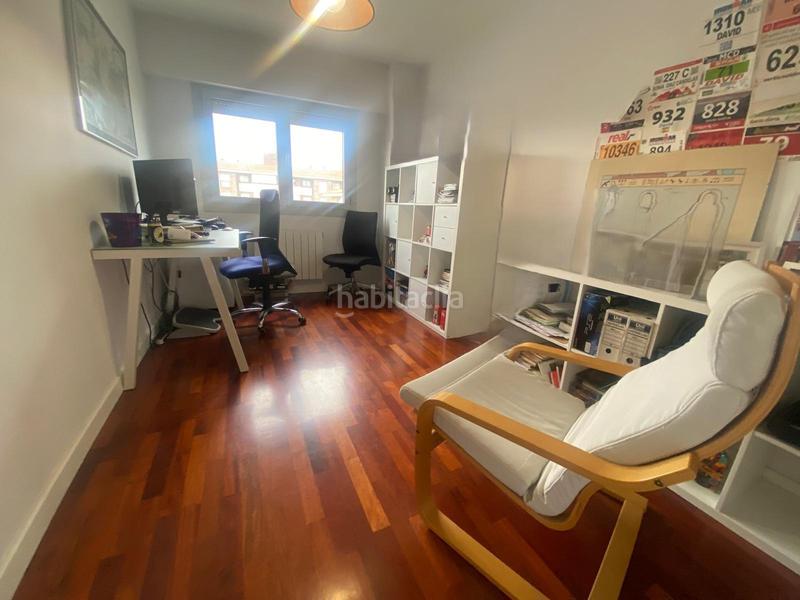 Foto 502f4429-909c-40cd-92df-c85baeb2a2f6. Pis amb calefacció aparcament piscina a Castellarnau Sabadell