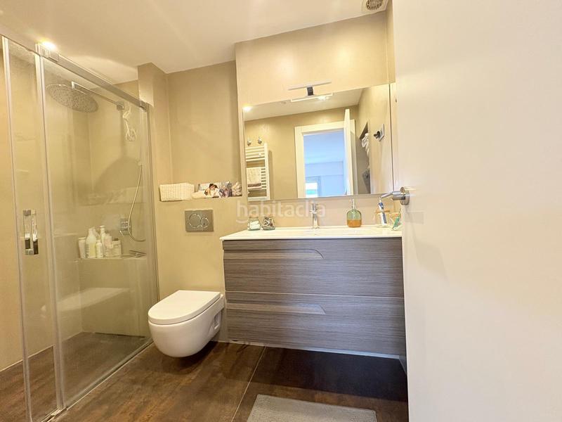 Foto 594debae-8086-40e0-b5e6-cc8771ccbdbb. Pis amb calefacció aparcament piscina a Castellarnau Sabadell