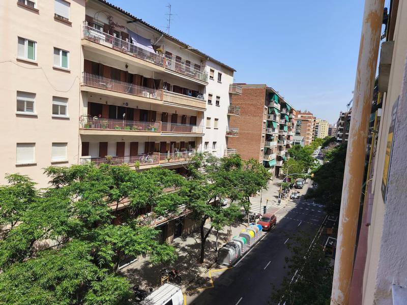 Foto 7e570aa3-f553-4d6a-ba0c-170d6263b847. Piso concepció arenal congrés en La Sagrera Barcelona