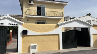 Chalet à Campo de Mijas. Zona muy prestigiosa de villas, a 5 min. de comercios