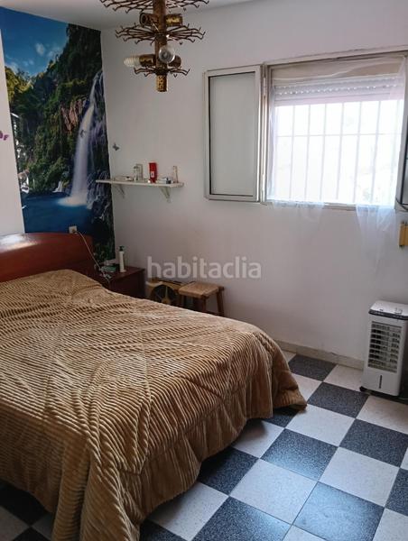 Foto 2b597c3c-4a0d-4a3c-a4ac-bb40582a3758. Casa aparellada a Santiago - Coronación Jerez de la Frontera