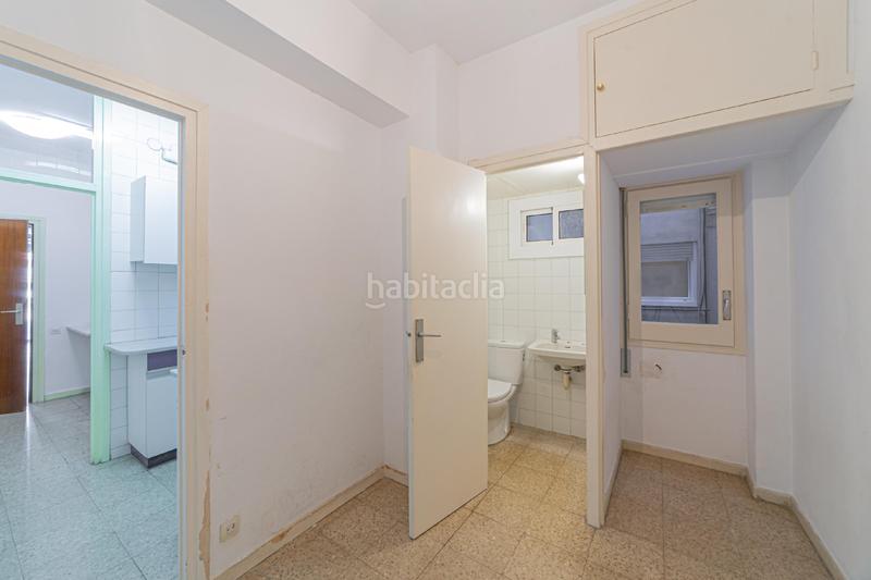 Foto d0add729-67bc-448a-9cef-9712c9a4b369. Piso gran vía de carlos lll diagonal en Sant Ramon - Maternitat Barcelona