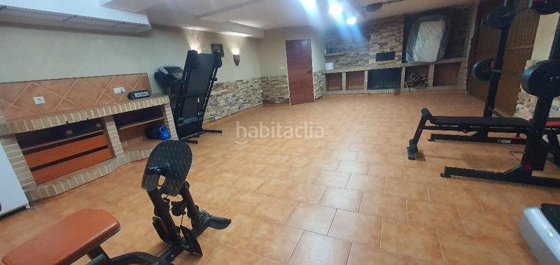 Foto 134e7c79-cd1a-413e-b75d-8b1f81f15199. Casa pareada adosado en isso en Hellín