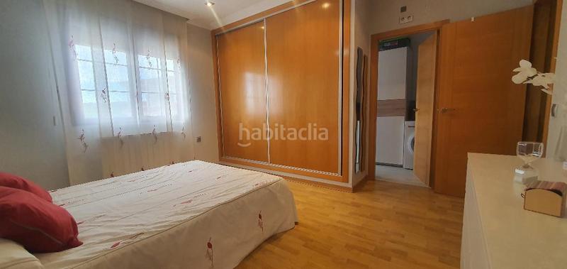 Foto 6ec8bb58-e244-4044-abf8-dfe4eae147af. Casa pareada adosado en isso en Hellín