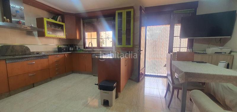 Foto a385352f-21da-43b5-bb02-7f867f2b5015. Casa pareada adosado en isso en Hellín