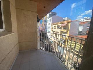 Apartament a Casco Antiguo. Zona de colón en cáceres
