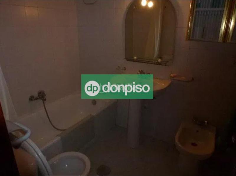 Foto e7fa0572-5daf-4dcc-9d51-2172418d0e96. Duplex con riscaldamento parcheggio in Casco Antiguo Cáceres