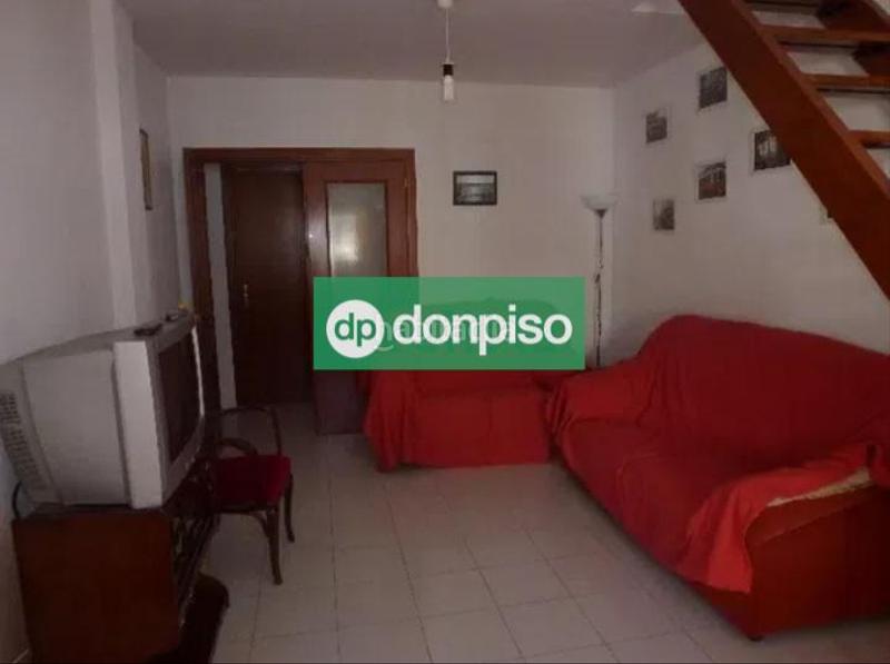 Foto e9870a57-ab42-4807-aef1-d1db01e5f5d6. Duplex con riscaldamento parcheggio in Casco Antiguo Cáceres