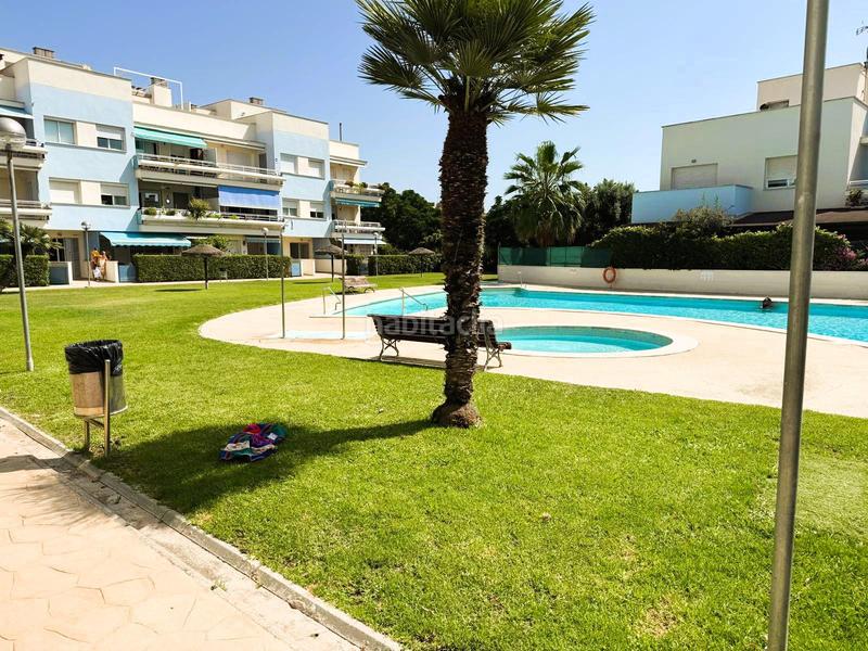 Foto d8bd4485-522e-434e-9d7b-3f7a70a5c3f4. Ático piso excelente ubicación 2 linea de mar en Les Salines-Pla de Sant Pere Cubelles
