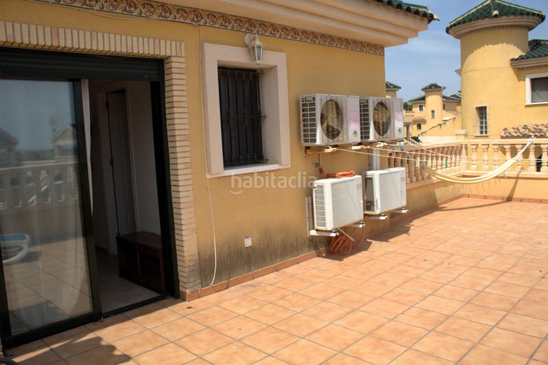 Foto 01cd36ca-205b-4fb6-a45f-3cc00396ae1b. Chalet avec piscine dans Los Almendros Orihuela