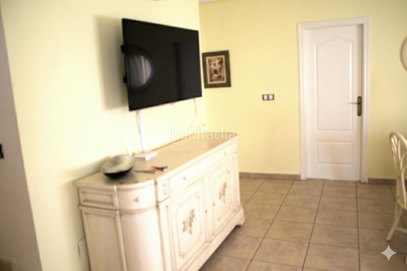 Foto 07a8f446-0706-42c4-be34-e9a9d6417a92. Chalet avec piscine dans Los Almendros Orihuela