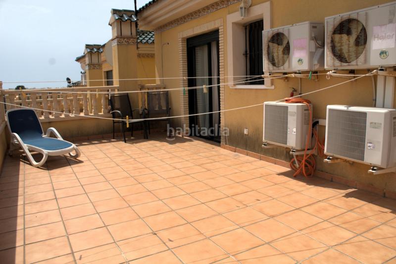 Foto 15857c84-1fd8-408b-9036-38bb8fd4dd1e. Chalet avec piscine dans Los Almendros Orihuela