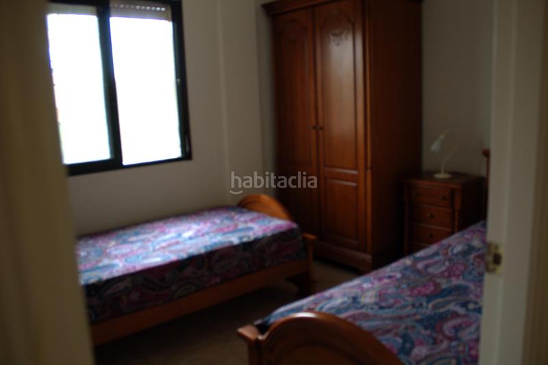 Foto 501231aa-882a-4f8b-9015-e6bc6c43c2ee. Chalet avec piscine dans Los Almendros Orihuela