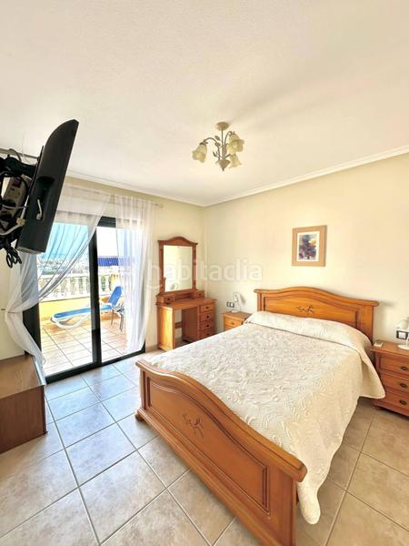 Foto 79c630c6-b0cc-4aa0-942f-12eeb051e3a5. Chalet avec piscine dans Los Almendros Orihuela