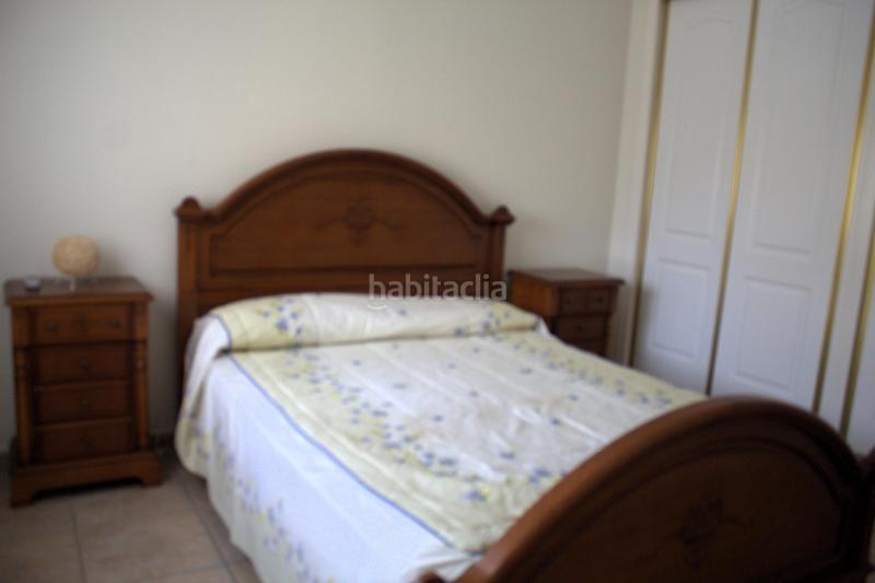 Foto 85438a0c-004c-40a5-9ddc-0a60321b9a93. Chalet avec piscine dans Los Almendros Orihuela