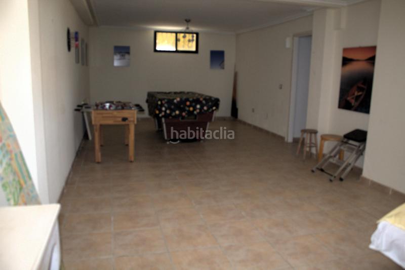 Foto a65254ce-9f6c-4ac9-8406-6465738477e9. Chalet avec piscine dans Los Almendros Orihuela