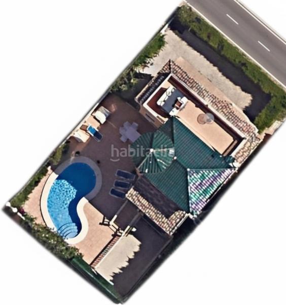 Foto ce987628-6933-40c9-873e-427e410bb831. Chalet avec piscine dans Los Almendros Orihuela