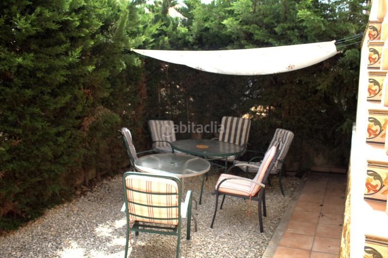 Foto d24aada8-37c9-4e09-8d72-83b04cd84758. Chalet avec piscine dans Los Almendros Orihuela