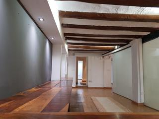 Duplex à Sant Antoni. Próximo al mercat de sant antoni