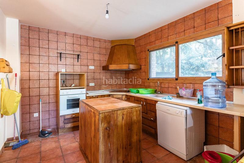 Foto abaf5ba8-ebd6-48a3-aa61-3b4e6efcb37c. Chalet urbanización Bellamar, muy próxima a la playa en Castelldefels
