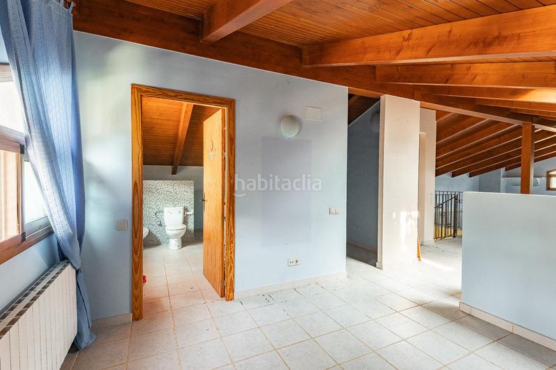 Foto baa8a1b2-04c7-4201-a70f-0ed5e0c93201. Chalet urbanización Bellamar, muy próxima a la playa en Castelldefels