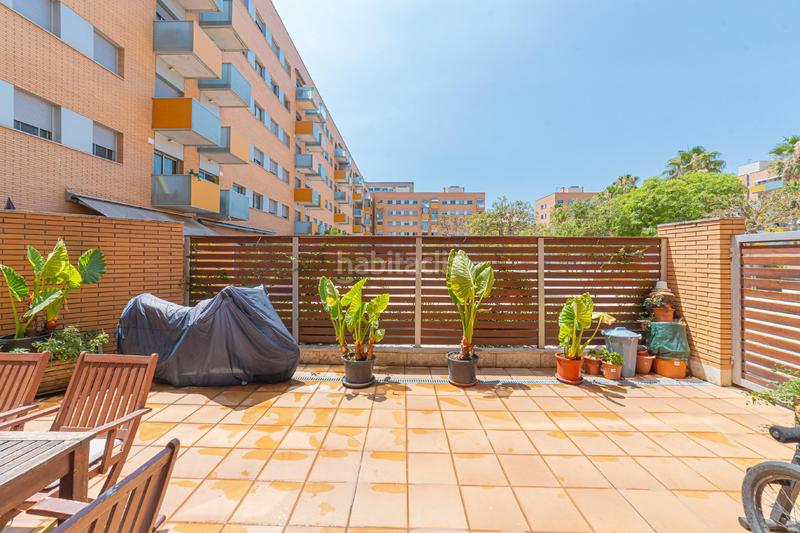Foto db70d402-1015-41ec-b85e-ac21e0d550b4. Piso próximo al puerto olímpico y a playa nova icaria en Barcelona