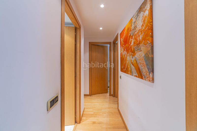 Foto dbdad0dc-c053-4ce9-9dad-e9369cb70149. Piso próximo al puerto olímpico y a playa nova icaria en Barcelona