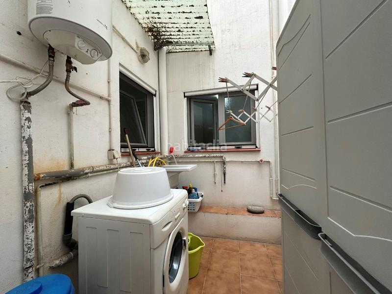 Foto 272f0056-b739-48bf-84f9-a0d28576a66f. Piso junto a escuela pública en Hostalets de Pierola (Els)