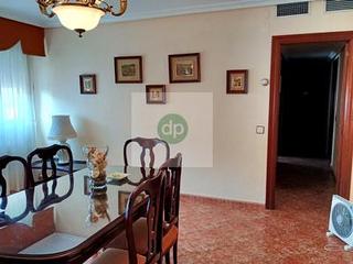 Pis a San Roque - Ronda Norte. En san roque, junto al centro de salud.