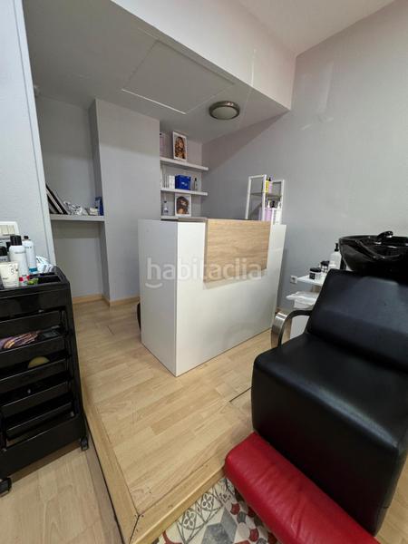 Foto 50c35654-5d80-4967-bc83-6793185774d3. Alquiler local comercial junto al edificio europa en Cáceres