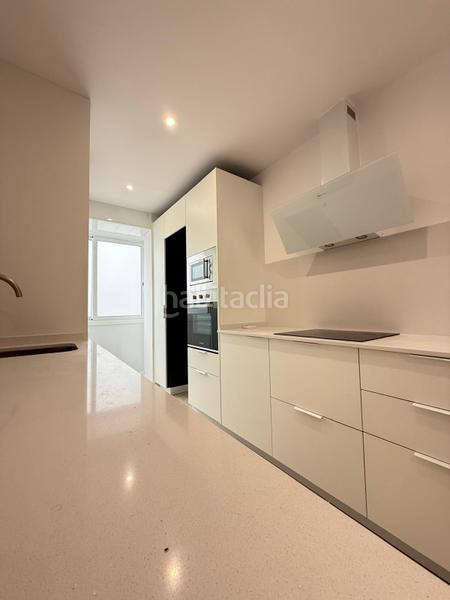Foto 4a379949-acea-4d24-bf3c-3763ba14e514. Piso rocafort av. josep tarradellas en La Nova Esquerra de l´Eixample Barcelona