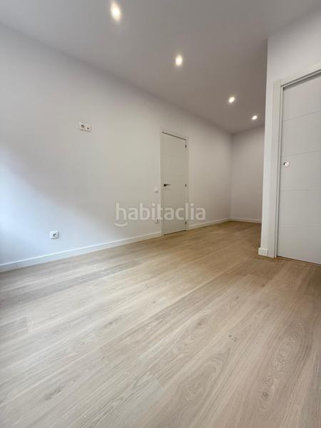 Foto f9c3e557-3188-4bd2-8cc2-d621aa8d3efc. Piso rocafort av. josep tarradellas en La Nova Esquerra de l´Eixample Barcelona