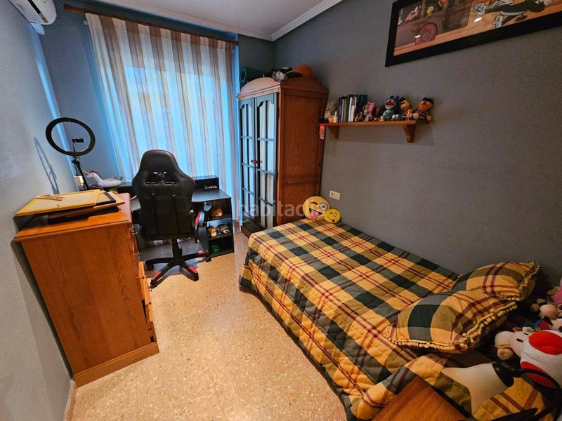 Foto b74fd195-b030-45ac-b808-27358330de72. Duplex avec chauffage parking dans Centro Elda