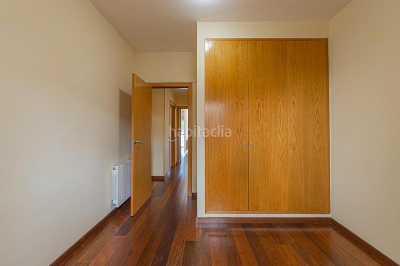 Foto a82e2b6e-a690-4f71-8e46-7ce7429a6528. Piso torrent del remeiparc gell en El Coll Barcelona