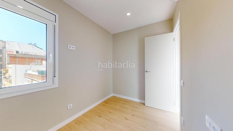 Foto 3c3b1153-edae-4a49-a5d1-bd69b083e072. Ático próximo a avenida mistral en Sant Antoni Barcelona