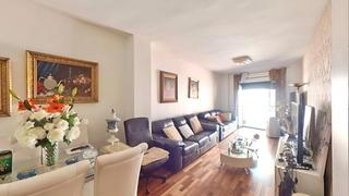 Apartament a Palacio. Al lado de la puerta de toledo  palacio