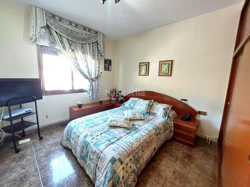 Foto b06f5c2e-3be2-42dd-ab82-6ffb0347ae0e. Chalet urb. can villalba. en Abrera
