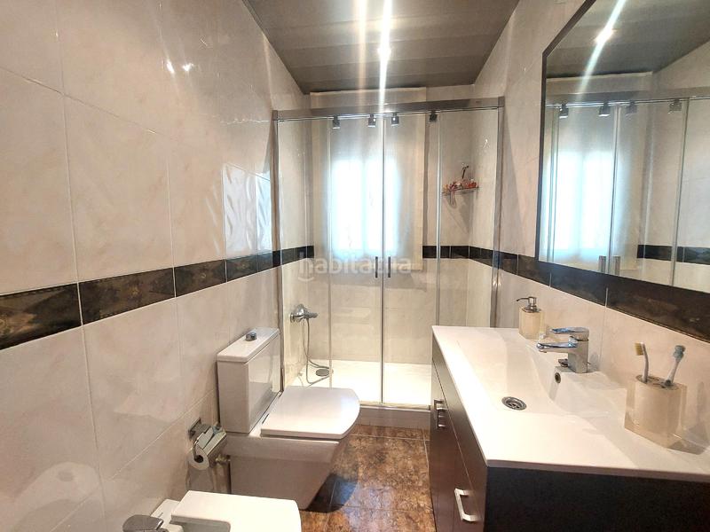 Foto b3ceb762-b78f-43d9-b65c-1274a40e4144. Chalet urb. can villalba. en Abrera