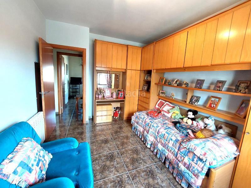 Foto eb31bde9-b958-4e47-a24f-2d6b63b98e50. Chalet urb. can villalba. en Abrera