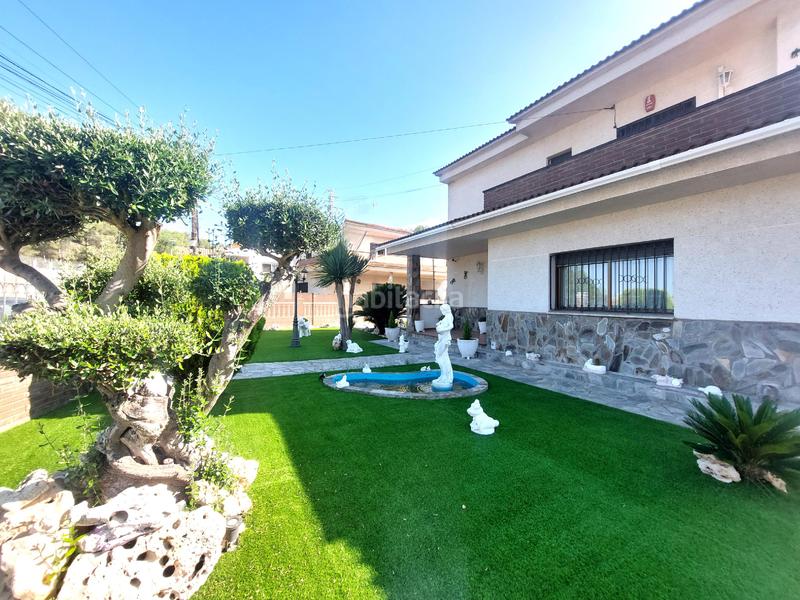 Foto f05622ef-4a13-48b3-a618-1f856abad7d6. Chalet urb. can villalba. en Abrera