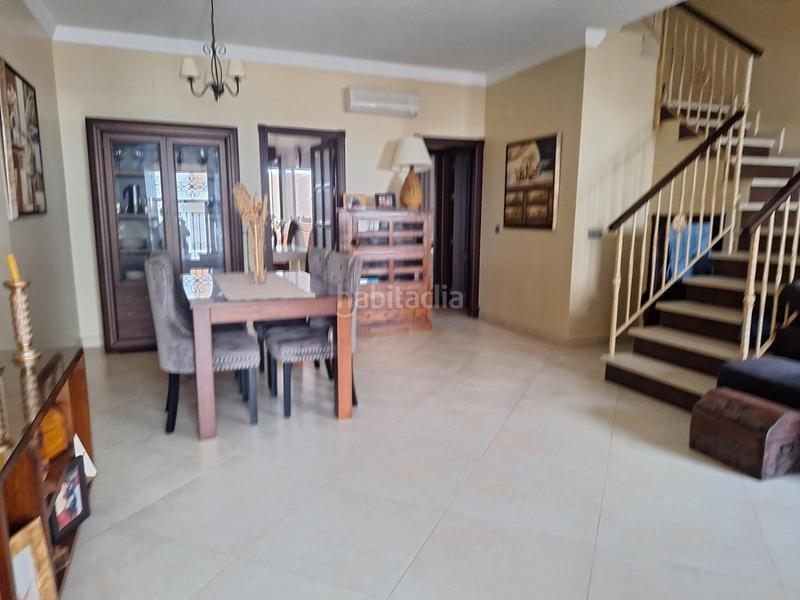 Foto 451558fc-9395-4c3b-a9e8-30e7fb47e918. Casa bifamiliare con parcheggio in Lepe