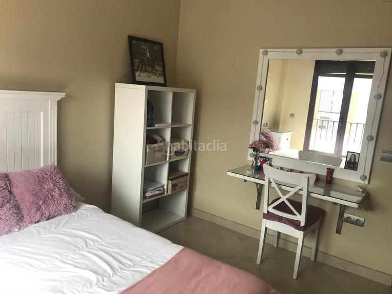 Foto 9bb18a4f-7bc3-43d9-b3da-9d0eba3ebef8. Casa bifamiliare con parcheggio in Lepe