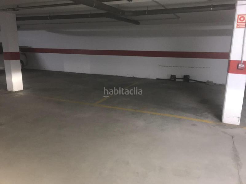 Foto 9c464171-36f7-4d35-8654-c5cb27a72125. Casa bifamiliare con parcheggio in Lepe