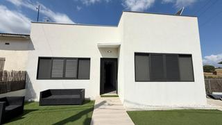 Casa aparellada a Roca del Vallès (La). La roca del valles