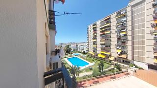 Apartament a Parque de la Paloma. Muy cerca del mar, el conjunto tiene bar y restaurante