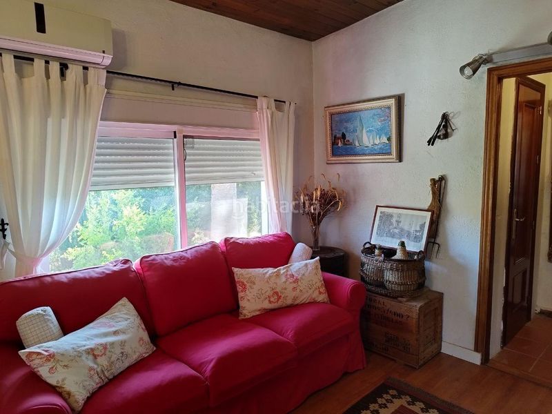 Foto b2093d1b-6ffa-4b3c-8575-64b705d26893. Chalet in Castillo de las Guardas (El)