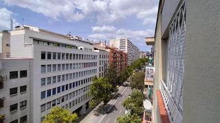 Appartement à Barri de les Corts. Numancia caballero