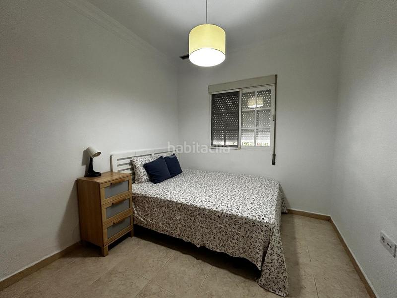 Foto 0e01cd58-df2a-4c67-918b-ef936b75f1f7. Chalet mit parking in Los Gallos Chiclana de la Frontera